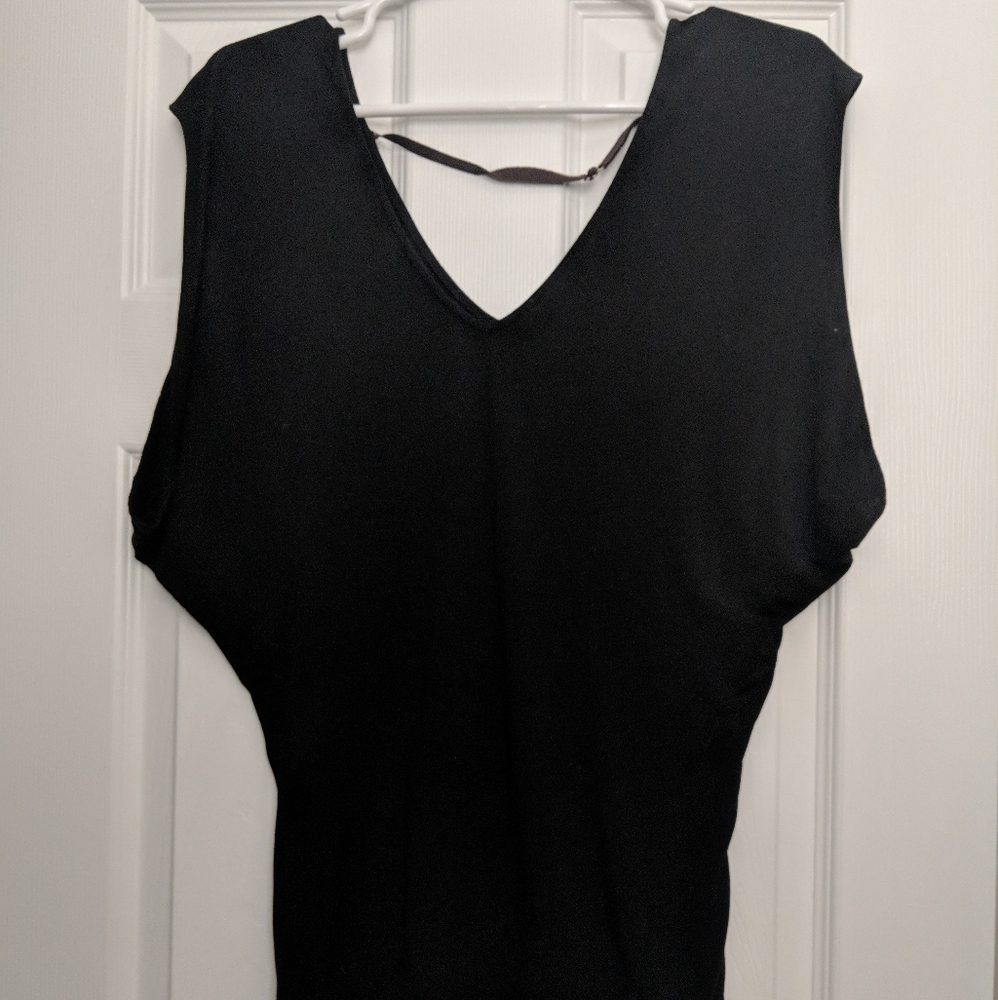 Theory open back top